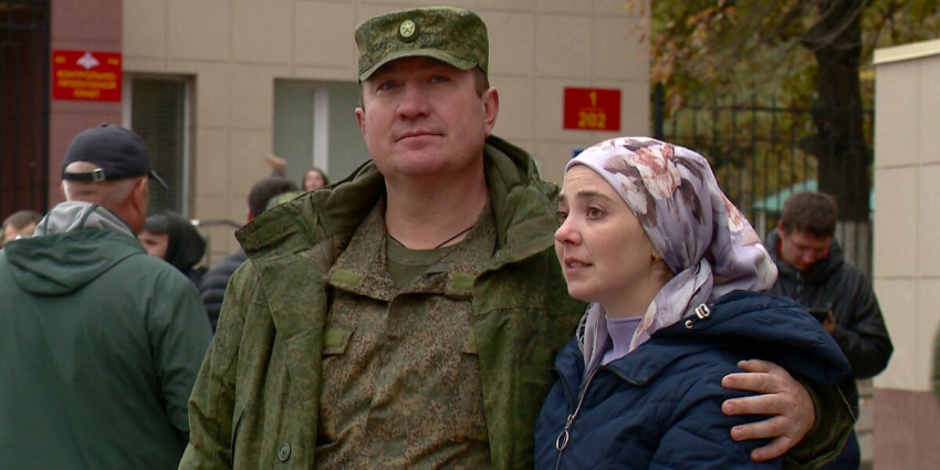 В Минобороны объяснили слова военкома о приостановке мобилизации и увеличении срока службы до 2 лет