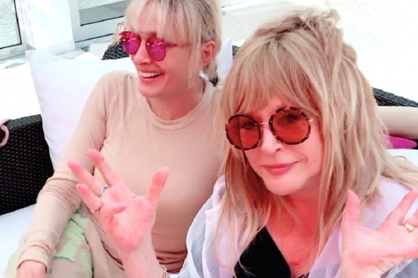 «Dni.ru»: Пугачева планирует посетить фестиваль подруги Лаймы Вайкуле в Юрмале