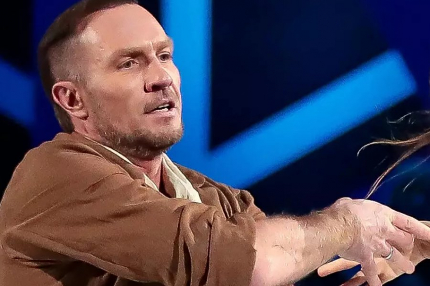 «Придется заново учиться»: врач Яблуновский оценил первые тренировки фигуриста Костомарова