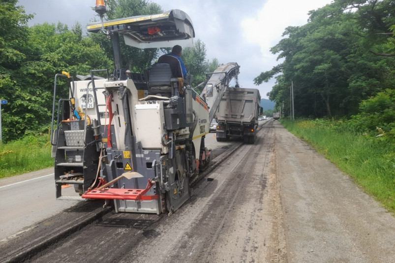 Ремонт дороги на Шамору приостановят на пик турсезона