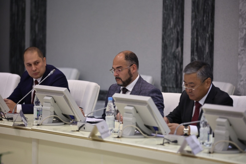 Кожемяко представил Трутневу мастер-планы пяти крупных городов Приморья