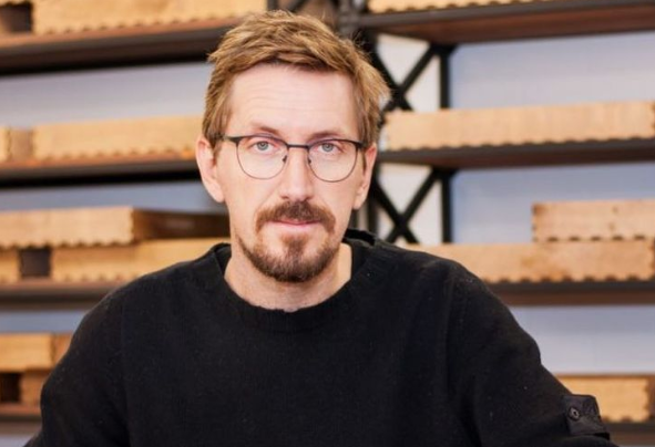 Кирилл Кяро извинился перед Шахназаровы и Михалковым и обвинил в скандале журналистов