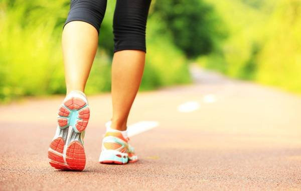 Врач рассказала о положительном влиянии ежедневной ходьбы на организм человека