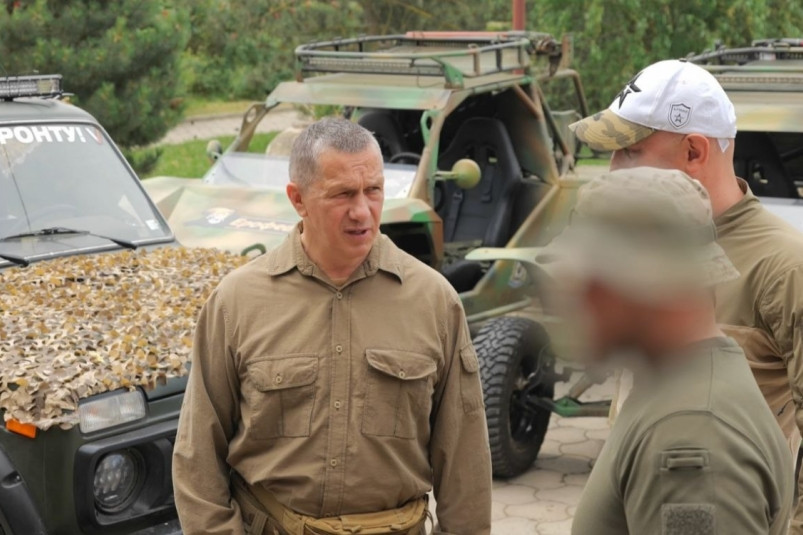 Юрий Трутнев: В зоне СВО нужно побывать хоть раз – меняет отношение к своей работе и себе