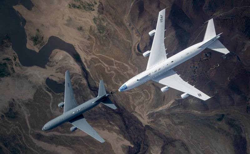Прибытие американского «самолета Судного дня» Boeing 747-E4B на саммит НАТО: Раскрываем потенциальные опасности