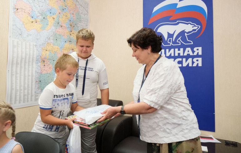 В России стартовала ежегодная акция «Собери ребёнка в школу»