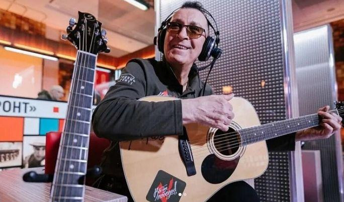 Буйнов раскрыл подробности общения с Пугачевой на похоронах Юдашкина