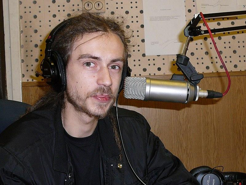 Стас Барецкий намекнул, что Децл не вернул ему денежный долг