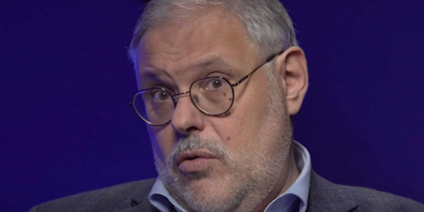 Хазин: результаты договоренностей Запада с Путиным проявятся очень скоро