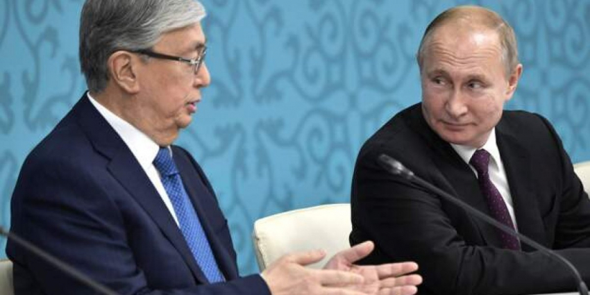 Токаев салютует Байдену и ждет от Путина поворота рек в сторону Казахстана