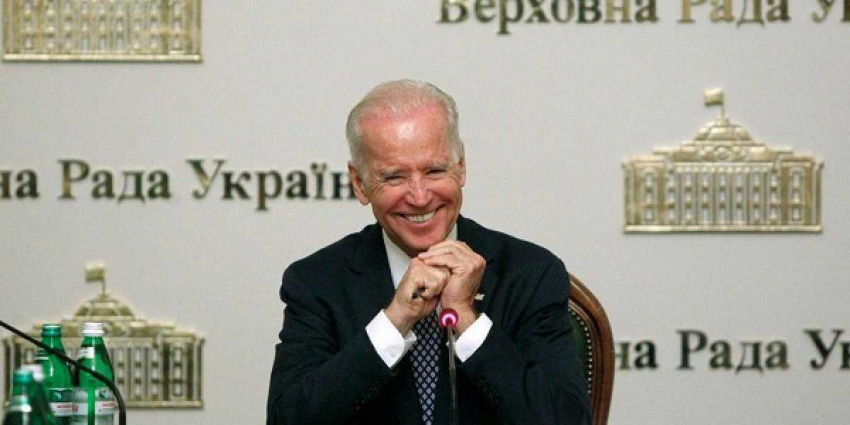 Экономист указал на важную деталь «проигрышных позиций» Байдена перед саммитом РФ и США
