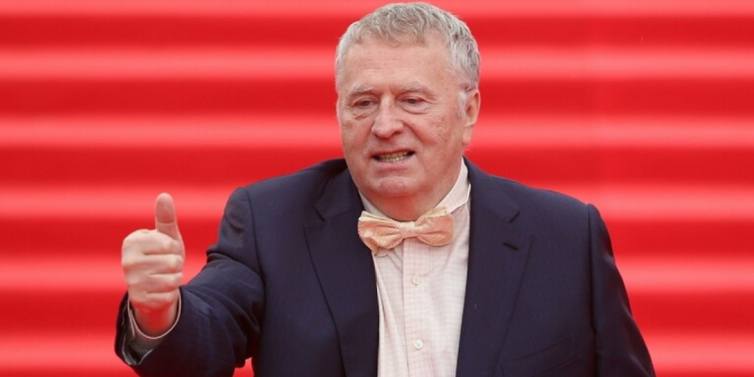 Что говорится в «капсуле пророчеств Жириновского» подаренной музею современной истории Росии?