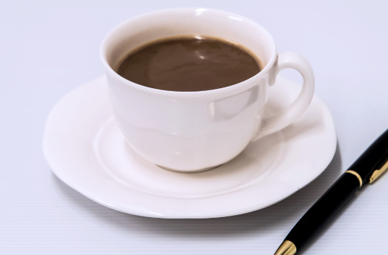 Кофе натощак может вызвать боль и изжогу