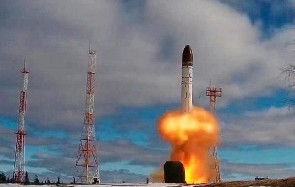 Российский комплекс "Сармат" может уничтожить Лондон за шесть минут - Express