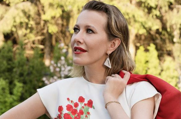 Ксения Собчак высмеяла нос и губы Виктории Бони после пластики