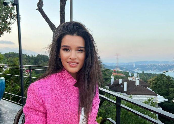 Ксения Бородина ответила на возмущения Виктории Бони по поводу пластики