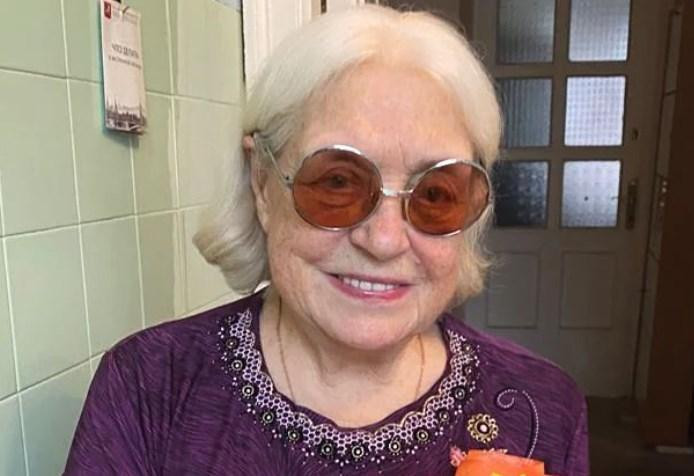 Лидия Федосеева-Шукшина надеется снова начать ходить после инсульта