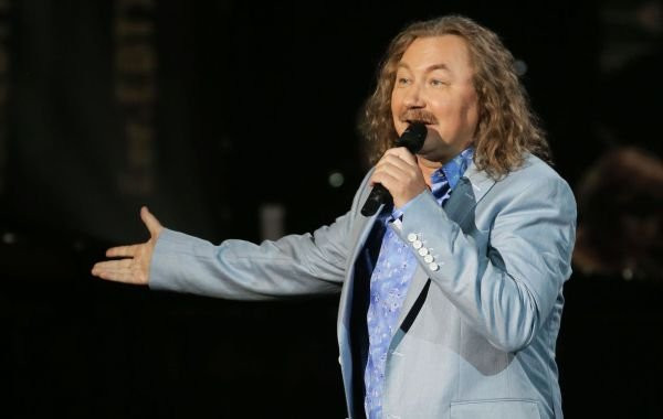 Певца Игоря Николаева перевели в обычную палату после операции на сердце