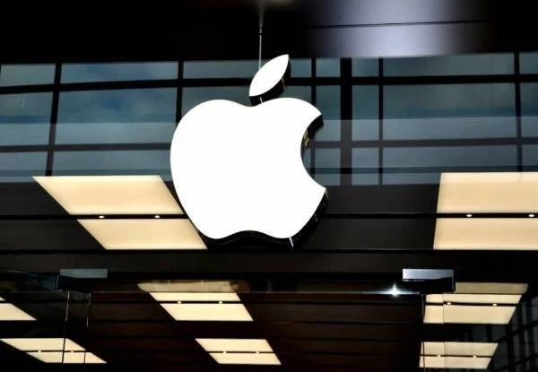 iPhone 2025: Революционные функции и новые гаджеты от Apple