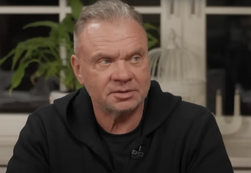 "Год тяжёлый, год травли, клеветы". Продюсер Игорь Мишин — об обысках, травле и "голой вечеринке"