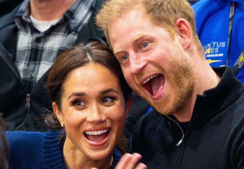 В сети появились новые фото принца Гарри и Меган Маркл, которые назвали "постановочными"