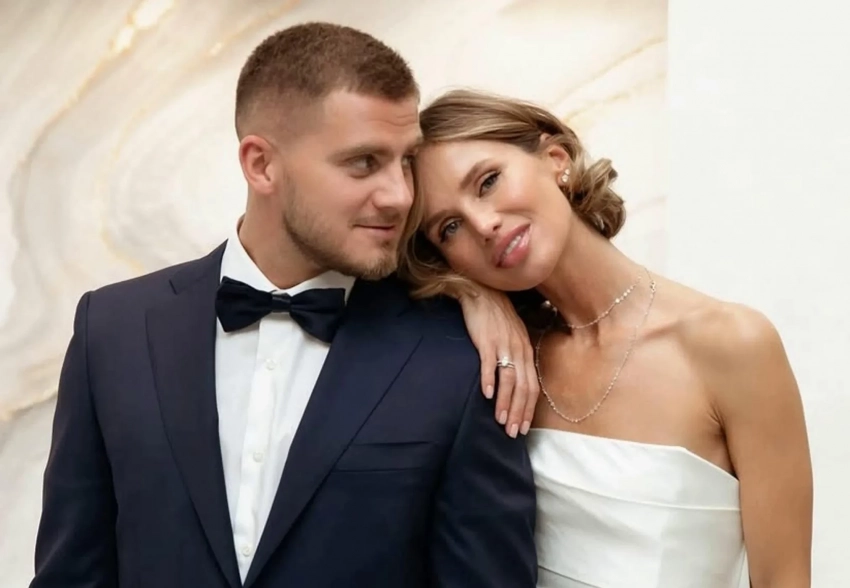 Алекса удалила пост о разводе с мужем после массовой критики