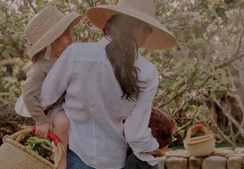 "История любви". Меган Маркл опубликовала новое фото с детьми, Лилибет и Арчи