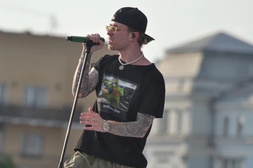 Рэпер Егор Крид попал в аварию в Москве: «Это полный ужас»