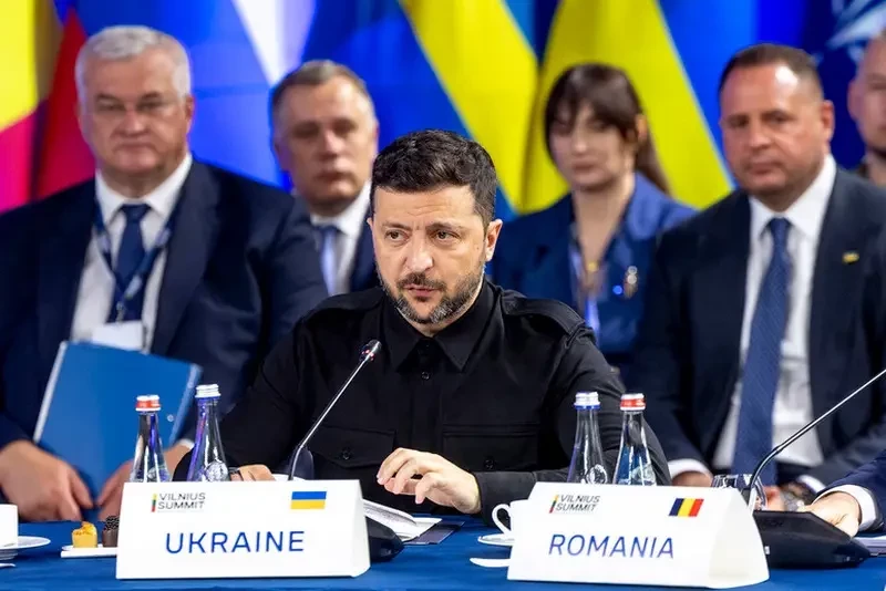 Киев перестаёт быть центром внимания для НАТО: В итоговой декларации предстоящего саммита альянса отсутствуют упоминания об Украине