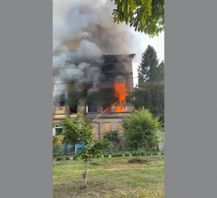 В Харькове устанавливают причину пожара в ТЦК Новобаварского района