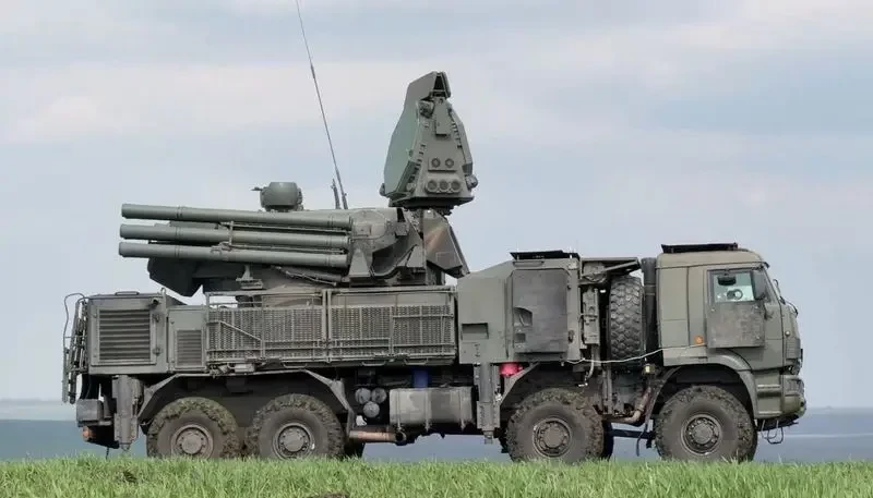 Новая атака Киева: украинские беспилотники в течение ночи пытались прорваться к Москве