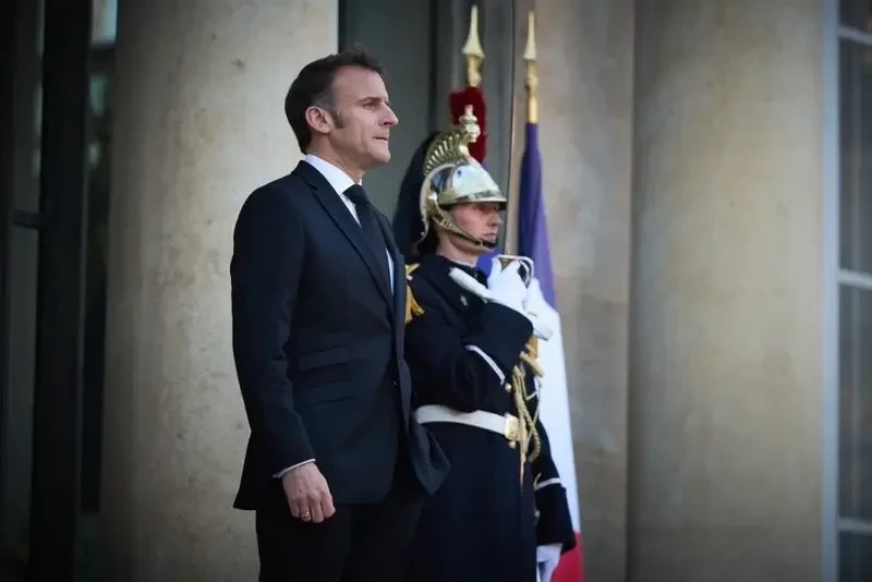 «Позорный поступок»: Израиль раскритиковал Макрона за решение официально признать государство Палестина