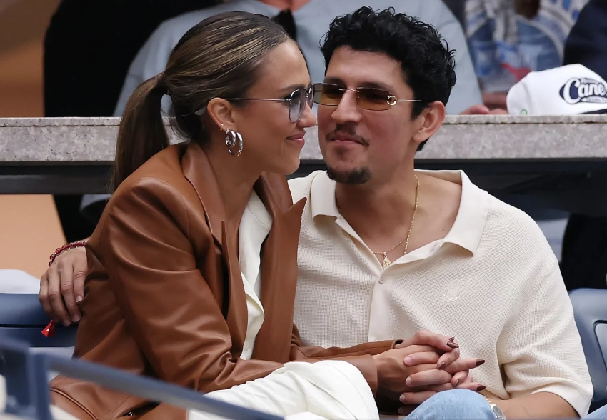 Джессика Альба с новым бойфрендом, Линдси Лохан с мужем, Дональд Трамп с внучкой посетили US Open 2025