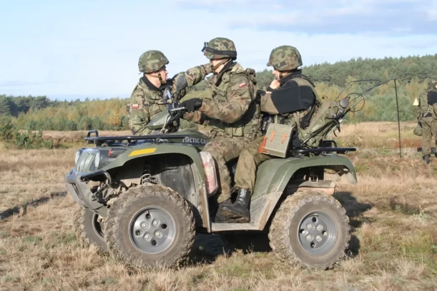 Минобороны Польши опровергло сообщение об отправке своих военных на Украину