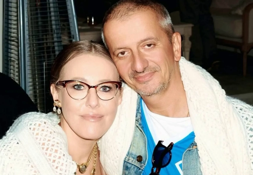 "Сегодня мы такие же счастливые". Константин Богомолов поздравил Ксению Собчак с годовщиной свадьбы