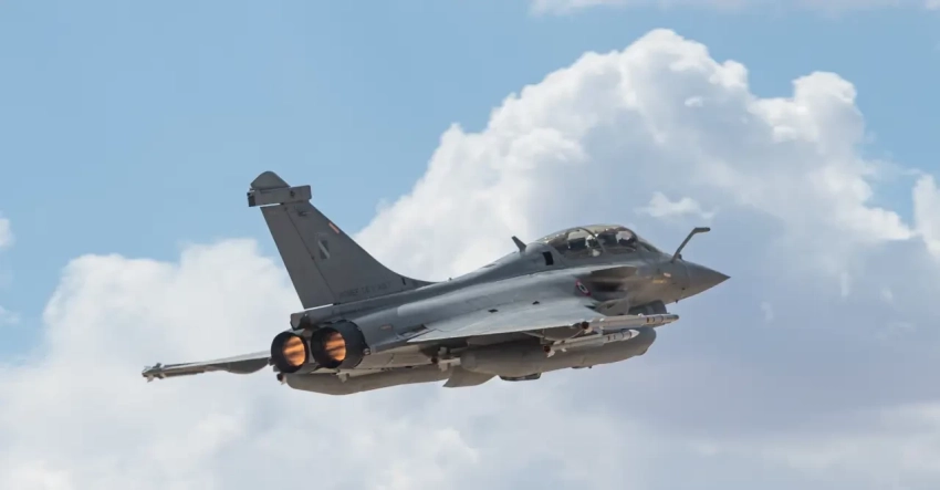 «Чёткий сигнал России»: в Польшу прибыли самолёты Rafale из «ядерной эскадрильи»