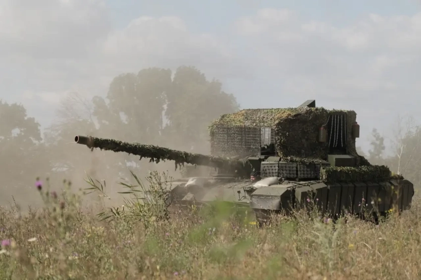 ВС РФ пересекли железную дорогу Красный Лиман - Северск и ведут бои в Ямполе