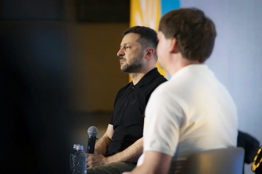 Зеленский анонсировал принятие «трудных решений» в случае падения фронта