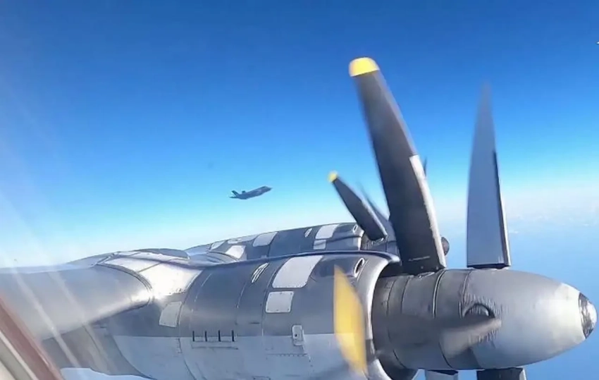 Россия и Китай возобновили совместные полёты стратегов Ту-95МС и Xian H-6