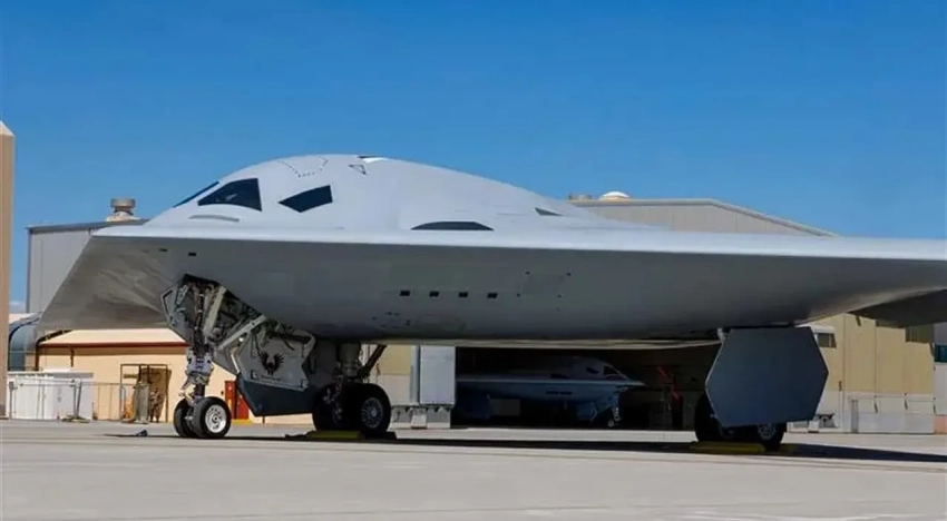 «Конкурент B-21 за звание лучшего бомбардировщика»: новый китайский самолёт H-20