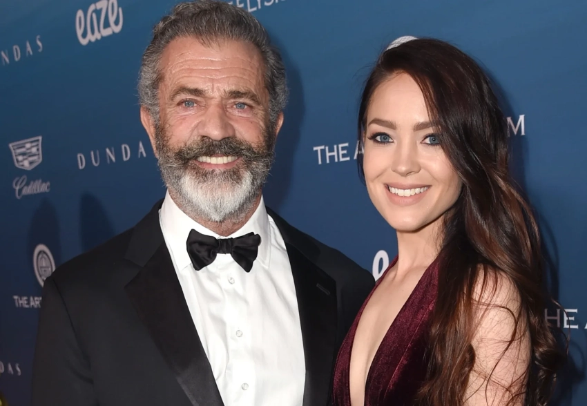 Мел Гибсон и Розалинд Росс расстались после девяти лет отношений