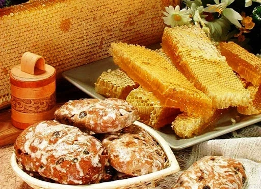 Праздник Зосима-пчельник отмечается 17 января: приметы, обряды и традиции дня