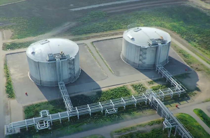 Запрет с отсрочкой: ЕС утвердил план полного отказа от российского СПГ