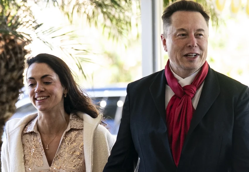 Илон Маск с девушкой и Дональд Трамп с детьми посетили свадьбу советника президента США Дэна Скавино