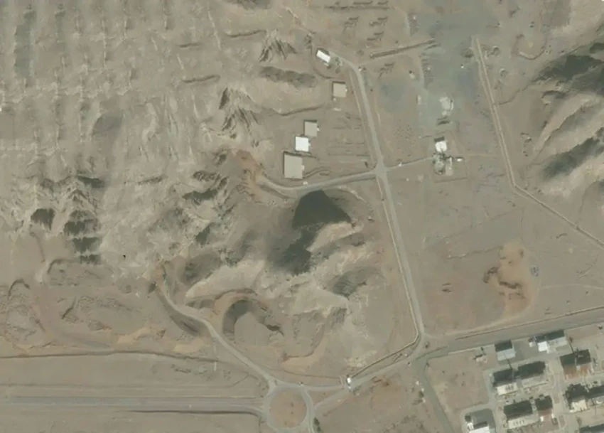 Иран засыпал все входы в туннели на ядерном комплексе в Исфахане