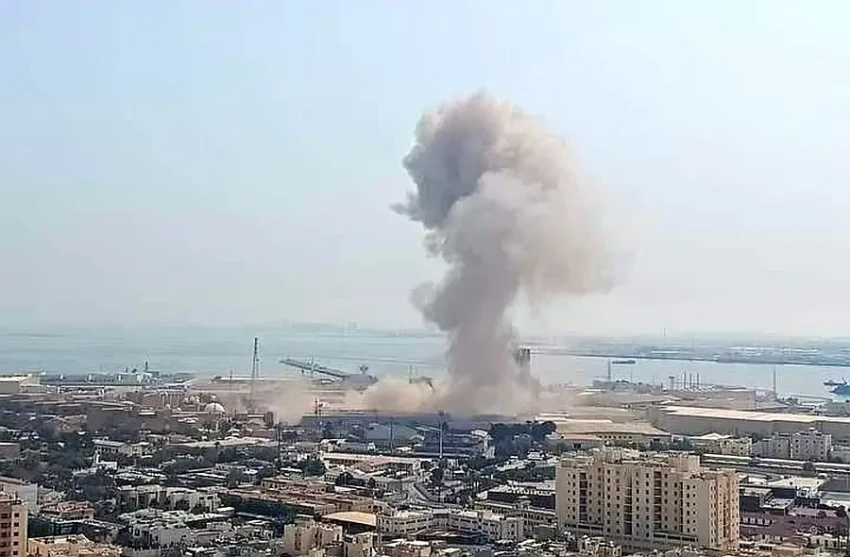 Иран атакует: показаны кадры мощного взрыва на базе ВМС США в Бахрейне