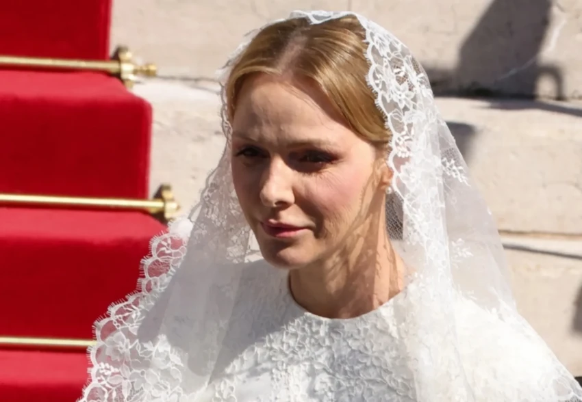 Княгиня Шарлен воспользовалась своей "привилегией белого" на встрече с папой римским Львом XIV