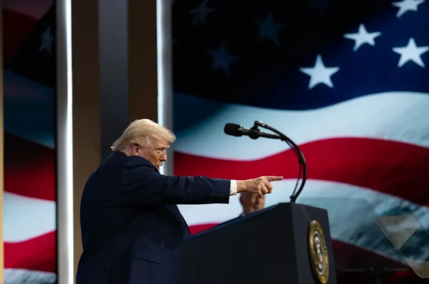 Трамп: США запомнят отказ Франции пропустить самолеты для операции в Иране